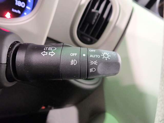 日産 キューブ １．５ １５Ｘ Ｖセレクション H30年 (近畿) 99