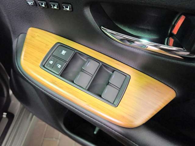 レクサス ＨＳ２５０ｈ バージョンＩ H29年 (近畿) 99