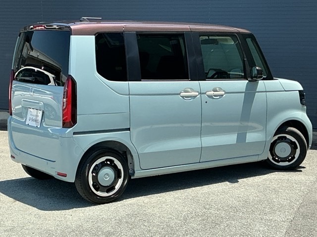 ホンダ Ｎ　ＢＯＸ ６６０ ファッションスタイル ２トーン R7年 (近畿) 99