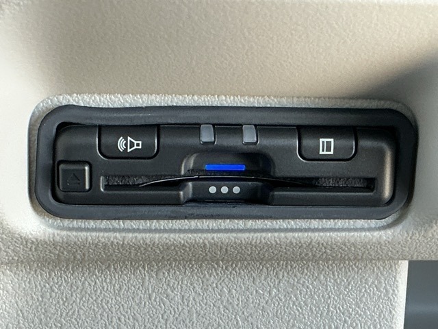 ホンダ Ｎ　ＢＯＸ ６６０ ファッションスタイル ２トーン R7年 (近畿) 99