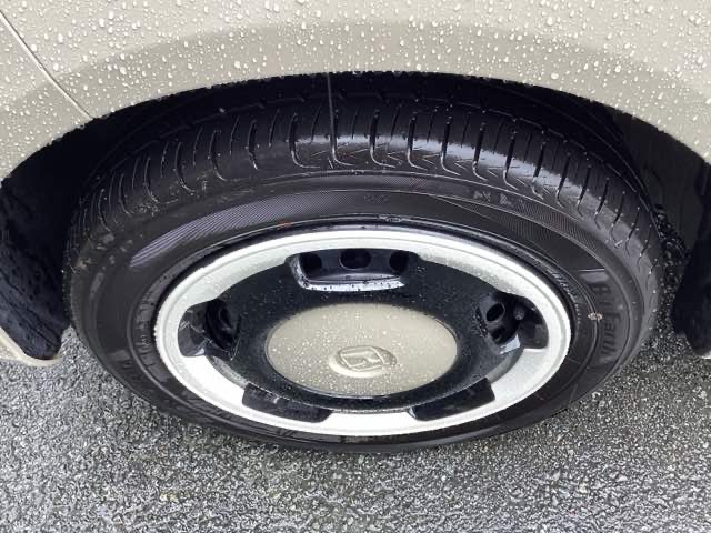 ホンダ Ｎ　ＢＯＸ ６６０ ファッションスタイル ２トーン R7年 (近畿) 99