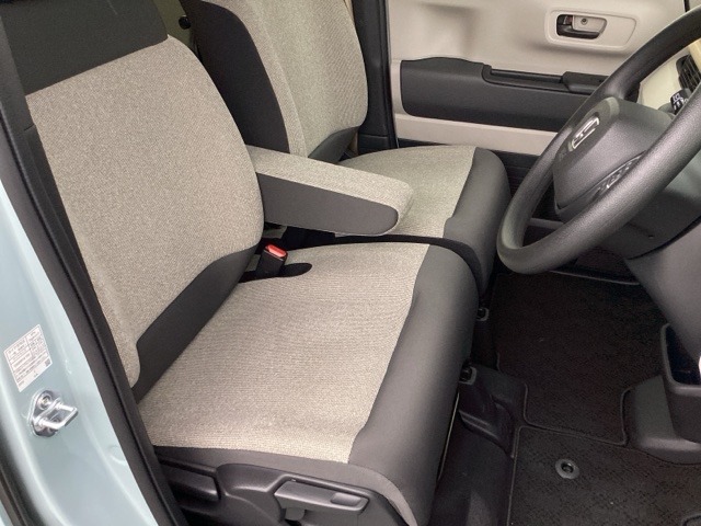 ホンダ Ｎ　ＢＯＸ ６６０ ファッションスタイル ２トーン R7年 (近畿) 99