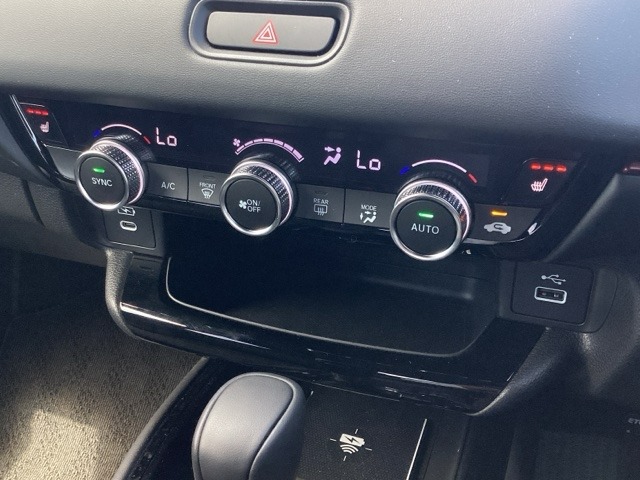ホンダ ヴェゼル １．５ Ｅ：ＨＥＶ ＲＳ R7年 (近畿) 99