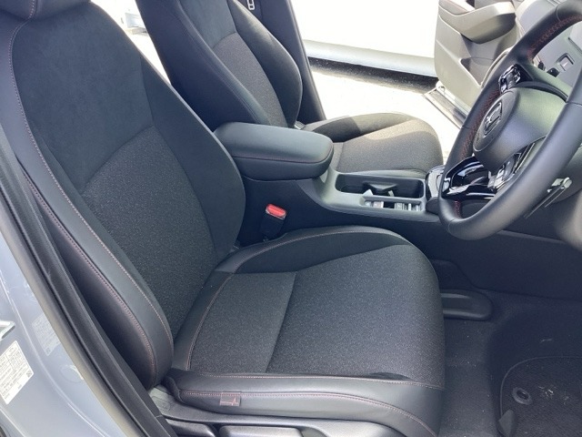 ホンダ ヴェゼル １．５ Ｅ：ＨＥＶ ＲＳ R7年 (近畿) 99