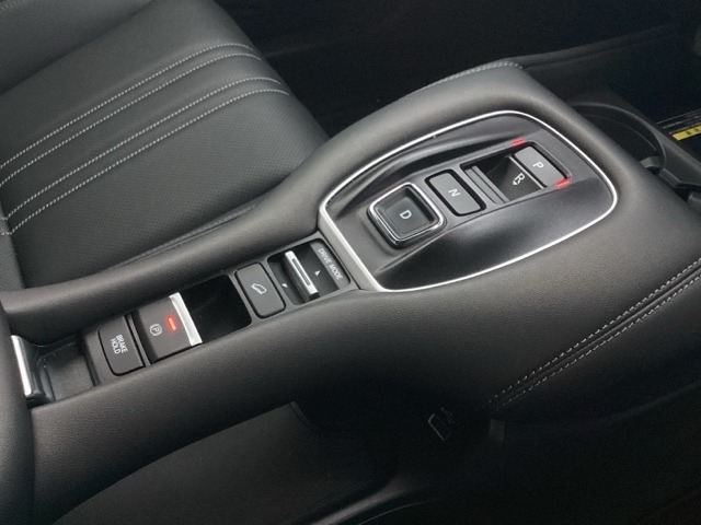 ホンダ ＺＲ－Ｖ ２．０ Ｅ：ＨＥＶ Ｚ ４ＷＤ R7年 (近畿) 99