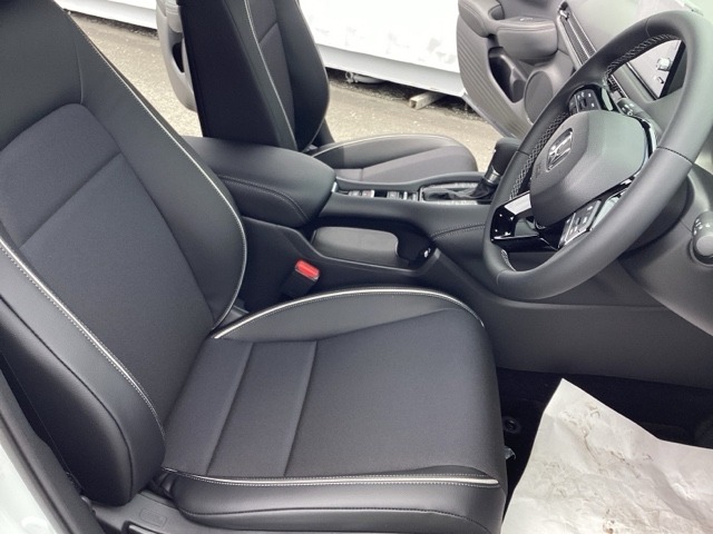 ホンダ ＺＲ−Ｖ １．５ Ｘ R8年 (近畿) 99