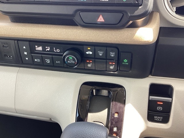 ホンダ Ｎ　ＢＯＸ ６６０ ファッションスタイル R7年 () 99