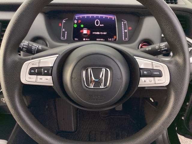 ホンダ フィット １．３ ホーム R4年 (近畿) 99