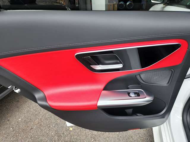 メルセデスベンツ Ｃクラス Ｃ２２０ Ｄ アバンギャルド ＡＭＧライン （ＩＳＧ搭載モデル） ディーゼルターボ R4年 (九州・沖縄) 99
