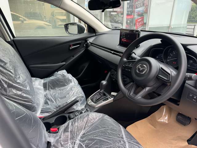 マツダ ＭＡＺＤＡ２ １．５ １５Ｃ ＩＩ R8年 (関東) 99