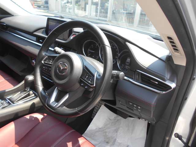 マツダ ＭＡＺＤＡ６　ワゴン ２．２ ＸＤ ブラック トーン エディション ディーゼルターボ ４ＷＤ R3年 (関東) 99