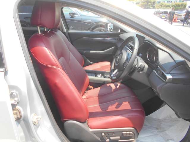 マツダ ＭＡＺＤＡ６　ワゴン ２．２ ＸＤ ブラック トーン エディション ディーゼルターボ ４ＷＤ R3年 (関東) 99