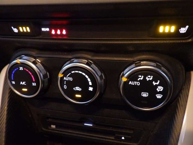 マツダ ＭＡＺＤＡ２ １．５ １５Ｓ サンリット シトラス R3年 (関東) 99