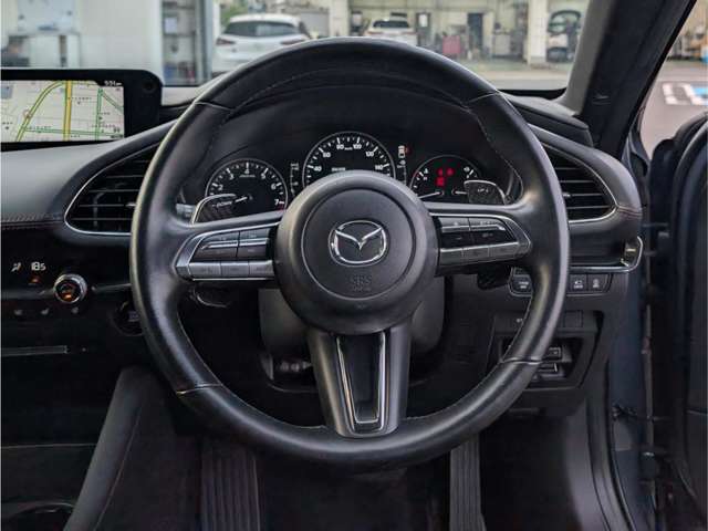 マツダ ＭＡＺＤＡ３　ファストバック ２．０ ２０Ｓ ブラックトーンエディション R4年 (関東) 99