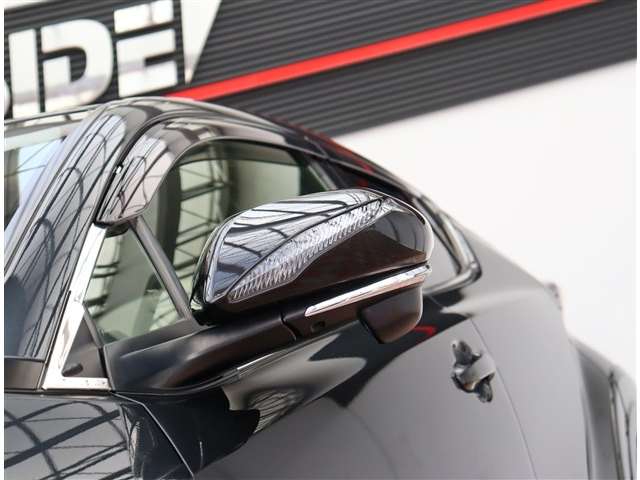 トヨタ Ｃ−ＨＲ １．２ Ｇ－Ｔ R2年 (関東) 99