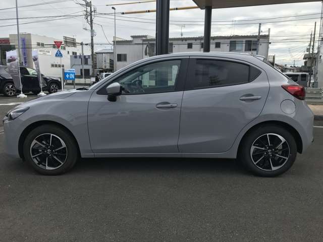 マツダ ＭＡＺＤＡ２ １．５ １５スポルトプラス R7年 (関東) 99