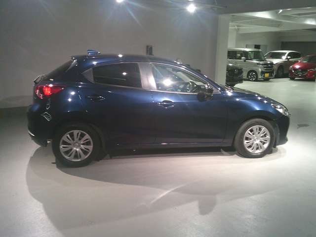 マツダ ＭＡＺＤＡ２ １．５ １５Ｓ スマート エディション R2年 (関東) 99