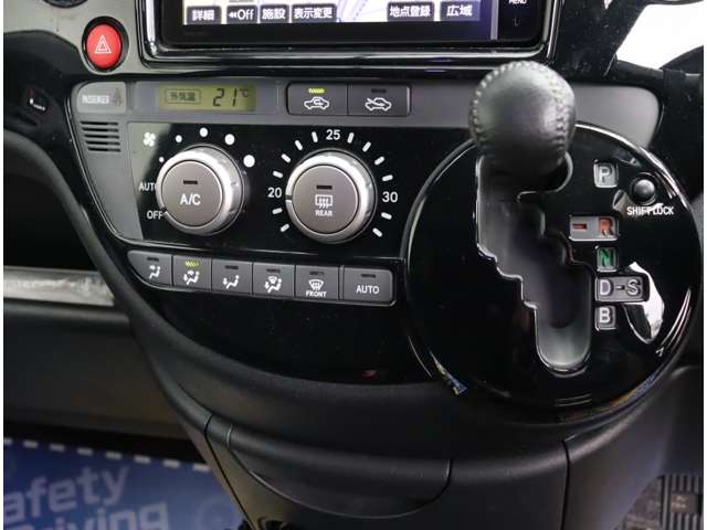 トヨタ シエンタ １．５ ダイス リミテッド H25年 (関東) 99