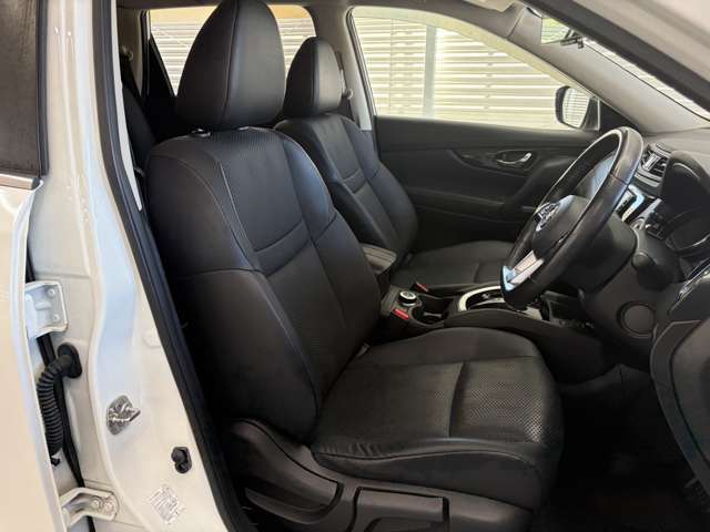 日産 エクストレイル ２．０ ２０ＸＩ ２列車 ４ＷＤ R1年 (九州・沖縄) 99