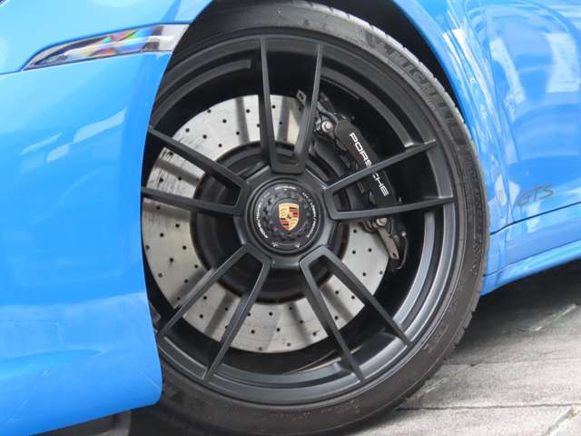 ポルシェ ９１１ カレラ４ ＧＴＳ ＰＤＫ R6年 (東海) 99