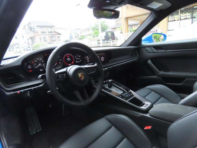 ポルシェ ９１１ カレラ４ ＧＴＳ ＰＤＫ R6年 (東海) 99