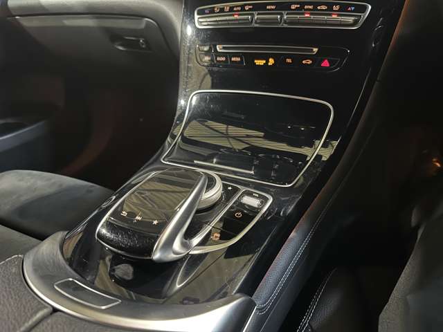 メルセデスベンツ ＧＬＣクーペ ２２０ Ｄ ４マチック スポーツ ４ＷＤ H29年 (関東) 99