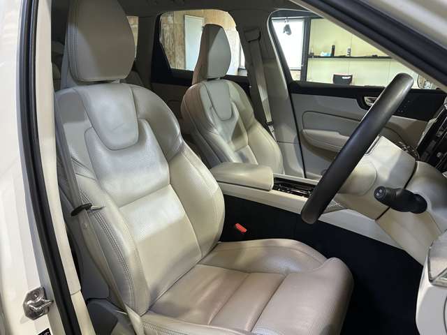 ボルボ ＸＣ６０ Ｂ５ ＡＷＤ インスクリプション ４ＷＤ R2年 (関東) 99