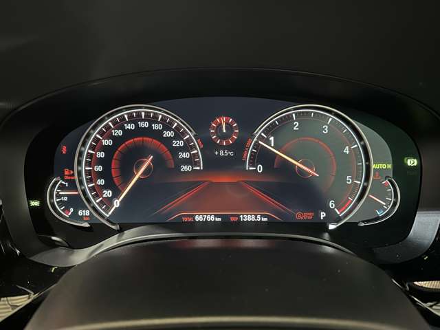 ＢＭＷ ５シリーズ ５２３Ｄ Ｍスポーツ ディーゼルターボ H29年 (関東) 99