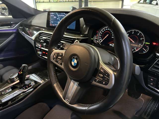 ＢＭＷ ５シリーズ ５２３Ｄ Ｍスポーツ ディーゼルターボ H29年 (関東) 99