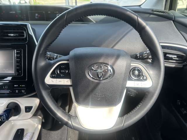 トヨタ プリウス １．８ Ａ Ｅ－ＦＯＵＲ ４ＷＤ H28年 (関東) 99
