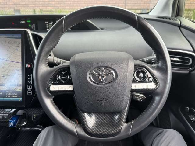 トヨタ プリウスＰＨＶ １．８ Ｓ ナビパッケージ H29年 (関東) 99
