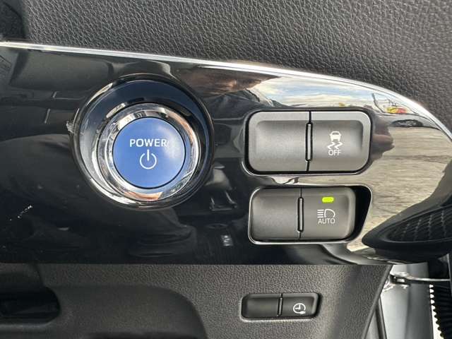トヨタ プリウスＰＨＶ １．８ Ｓ ナビパッケージ H29年 (関東) 99