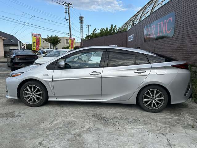 トヨタ プリウスＰＨＶ １．８ Ｓ ナビパッケージ H29年 (関東) 99