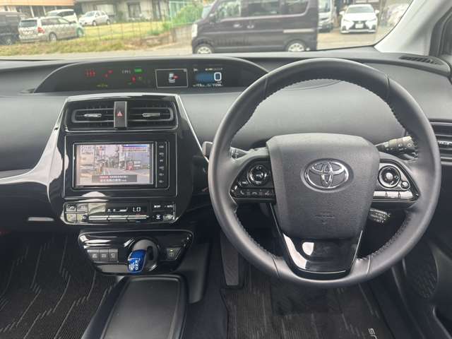 トヨタ プリウス １．８ Ｓ セーフティ プラスＩＩ R3年 (関東) 99