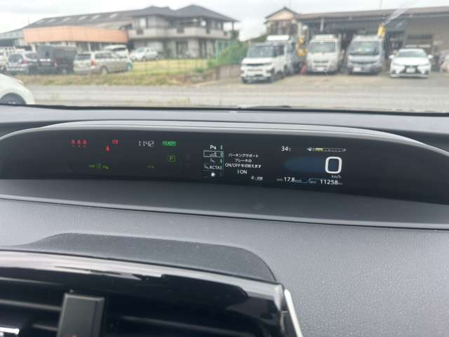 トヨタ プリウス １．８ Ｓ セーフティ プラスＩＩ R3年 (関東) 99