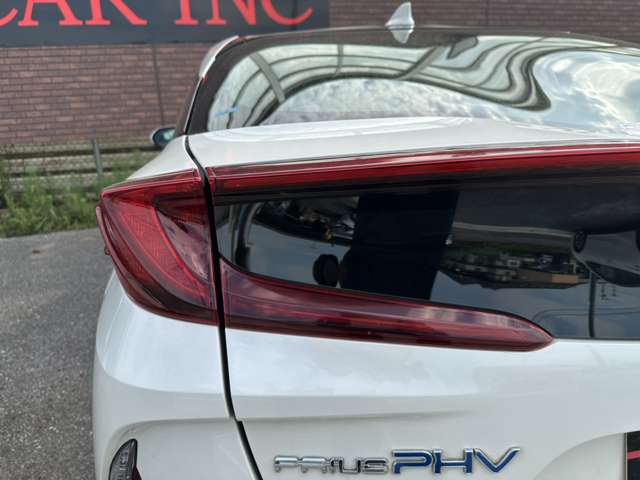 トヨタ プリウスＰＨＶ １．８ Ｓ セーフティパッケージ R1年 (関東) 99