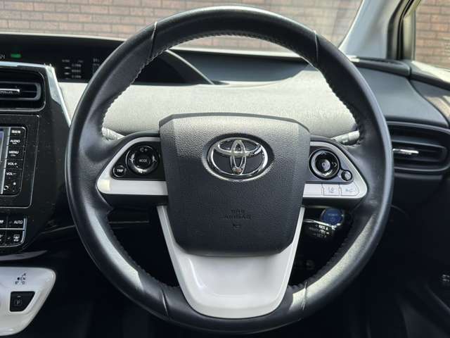 トヨタ プリウス １．８ Ｓ H28年 (関東) 99