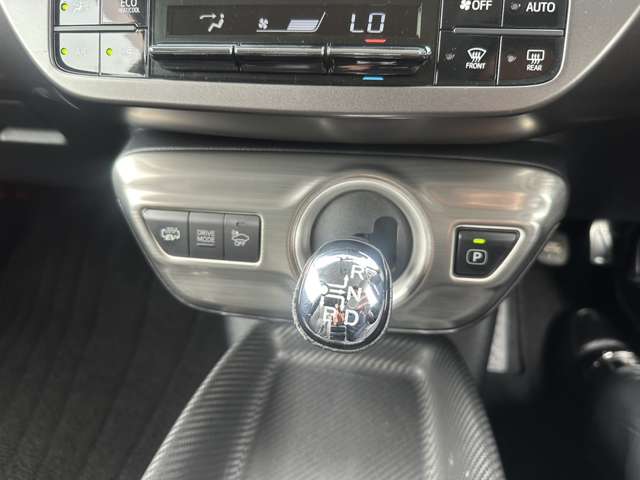 トヨタ プリウスＰＨＶ １．８ Ｓ H29年 (関東) 99