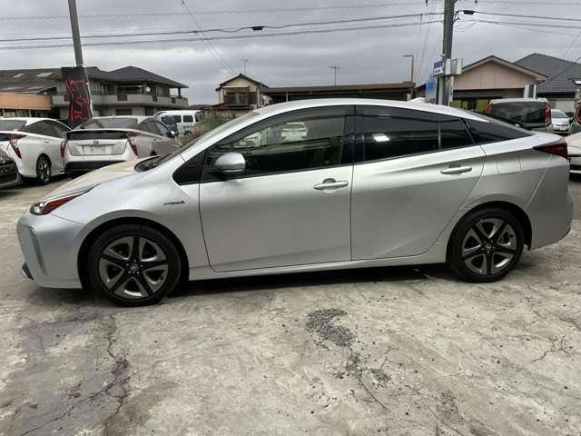 トヨタ プリウス １．８ Ｓ ツーリングセレクション R1年 (関東) 99