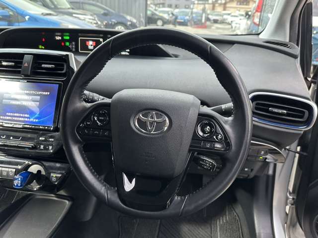 トヨタ プリウス １．８ Ｓ ツーリングセレクション R1年 (関東) 99