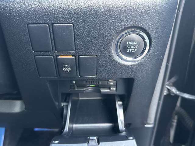 トヨタ ヴェルファイア ２．５ Ｚ Ａエディション ゴールデンアイズ H28年 (関東) 99