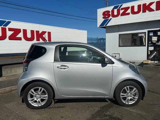 トヨタ ｉＱ １．０ １００Ｇ H21年 (関東) 99