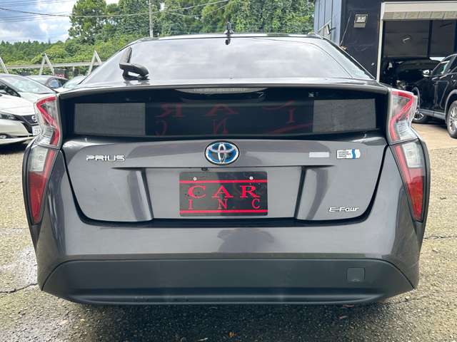 トヨタ プリウス １．８ Ｓ Ｅ－ＦＯＵＲ ４ＷＤ H28年 (関東) 99