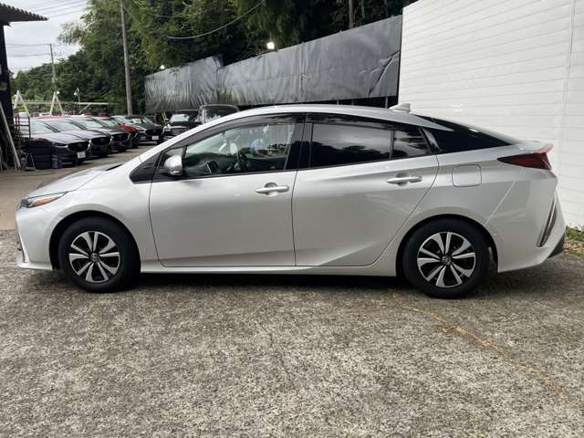 トヨタ プリウスＰＨＶ １．８ Ｓ セーフティ プラス H30年 (関東) 99