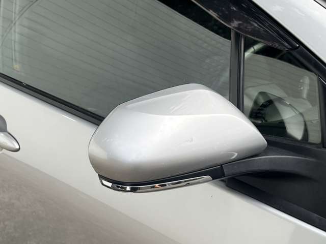 トヨタ プリウスＰＨＶ １．８ Ｓ セーフティ プラス H30年 (関東) 99
