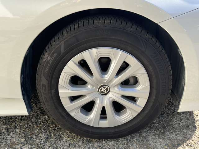 トヨタ プリウス １．８ Ｓ R1年 (関東) 99