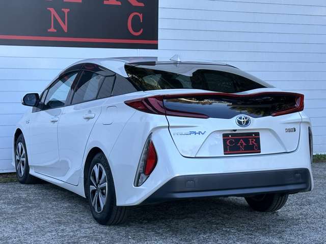 トヨタ プリウスＰＨＶ １．８ Ｓ ナビパッケージ H29年 (関東) 99