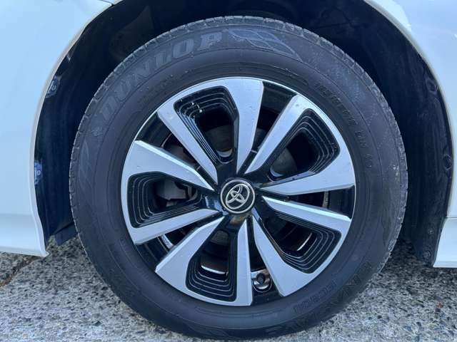 トヨタ プリウスＰＨＶ １．８ Ｓ ナビパッケージ H29年 (関東) 99