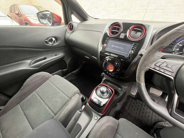 日産 ノート １．２ Ｅ－ＰＯＷＥＲ ＮＩＳＭＯ Ｓ R1年 (関東) 99