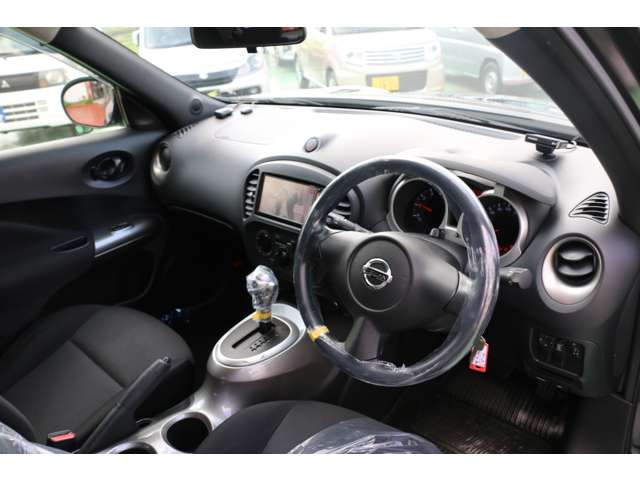 日産 ジューク １．５ １５ＲＳ タイプＶ H25年 (関東) 99